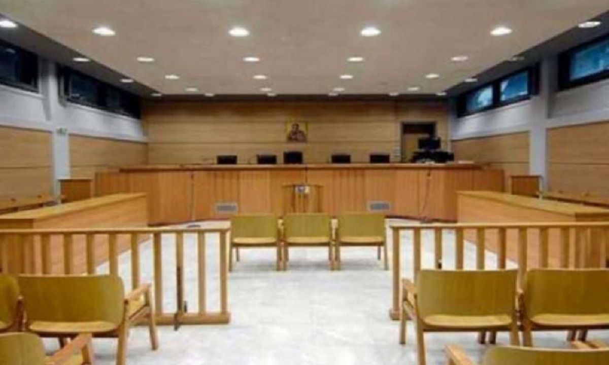 Δίκη Χρυσής Αυγής: Αναβολή ζητά ο Μιχαλολιάκος – «Πολιτικός κρατούμενος» δήλωσε o Λαγός