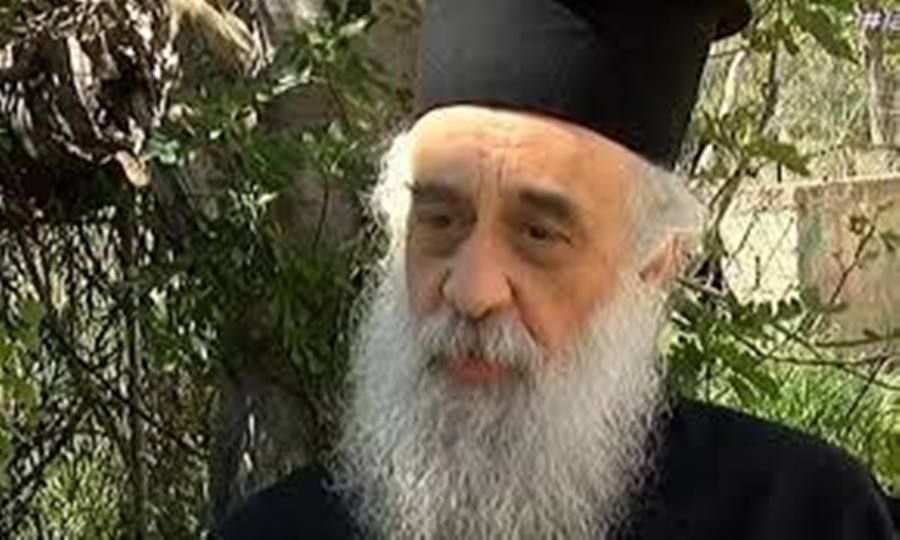 Πατήρ Στυλιανός Καρπαθίου: «Είναι άκαρπες συκιές αυτοί οι ομοφυλόφιλοι»