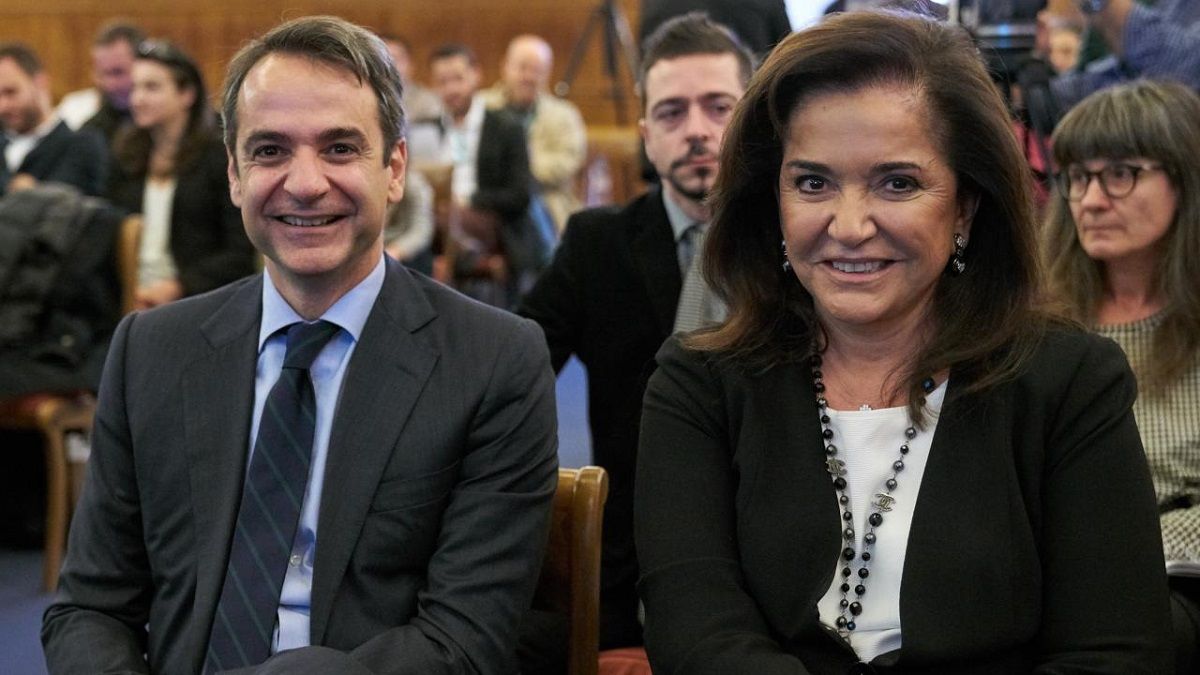 Η νέα (σοβιετική) δημοκρατία…