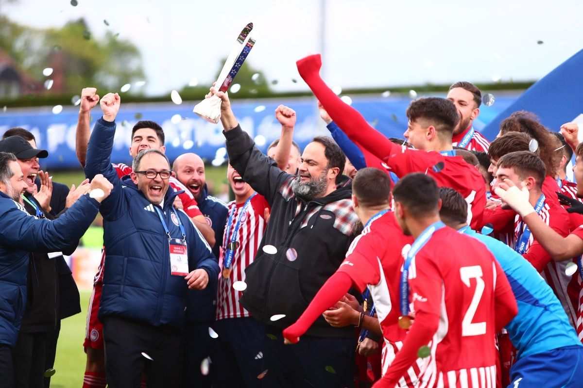 Ολυμπιακός - Μίλαν 3-0: Πρωταθλητές Ευρώπης τα θρυλικά παιδιά του Πειραιά