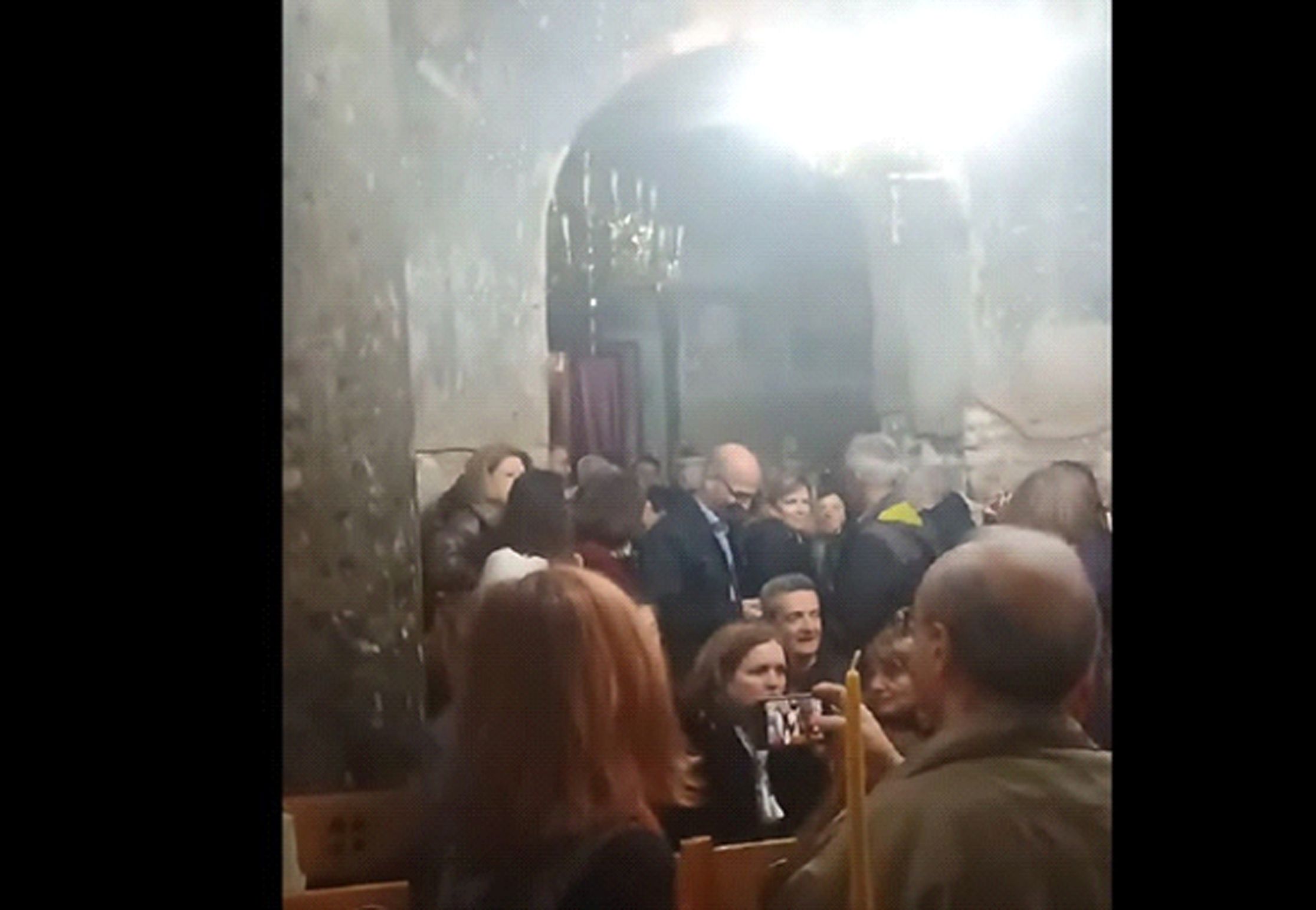 «ΚΑΜΙΑ ΣΥΝΑΥΛΙΑ ΜΕΣ ΣΤΗΝ ΕΚΚΛΗΣΙΑ»