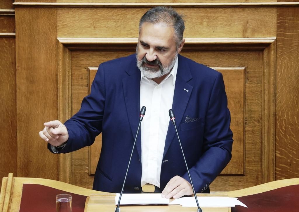 Δημητροκάλλης κατά ΝΔ για αυξημένο κόστος παραγωγής και στεγαστική κρίση