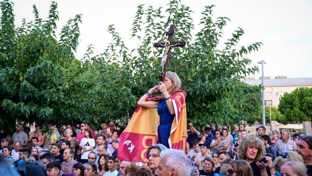 Οι Έλληνες λένε όχι στις ταυτότητες – Πάνω από 3.000 φώναξαν κατά της Νέας Τάξης