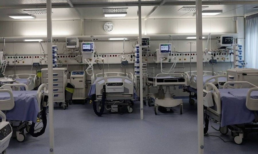 Κατάθεση ερώτησης του βουλευτή Κωνσταντίνου Φλώρου για τις εγκληματικές ελλείψεις στο Γ.Ν. Θήρας