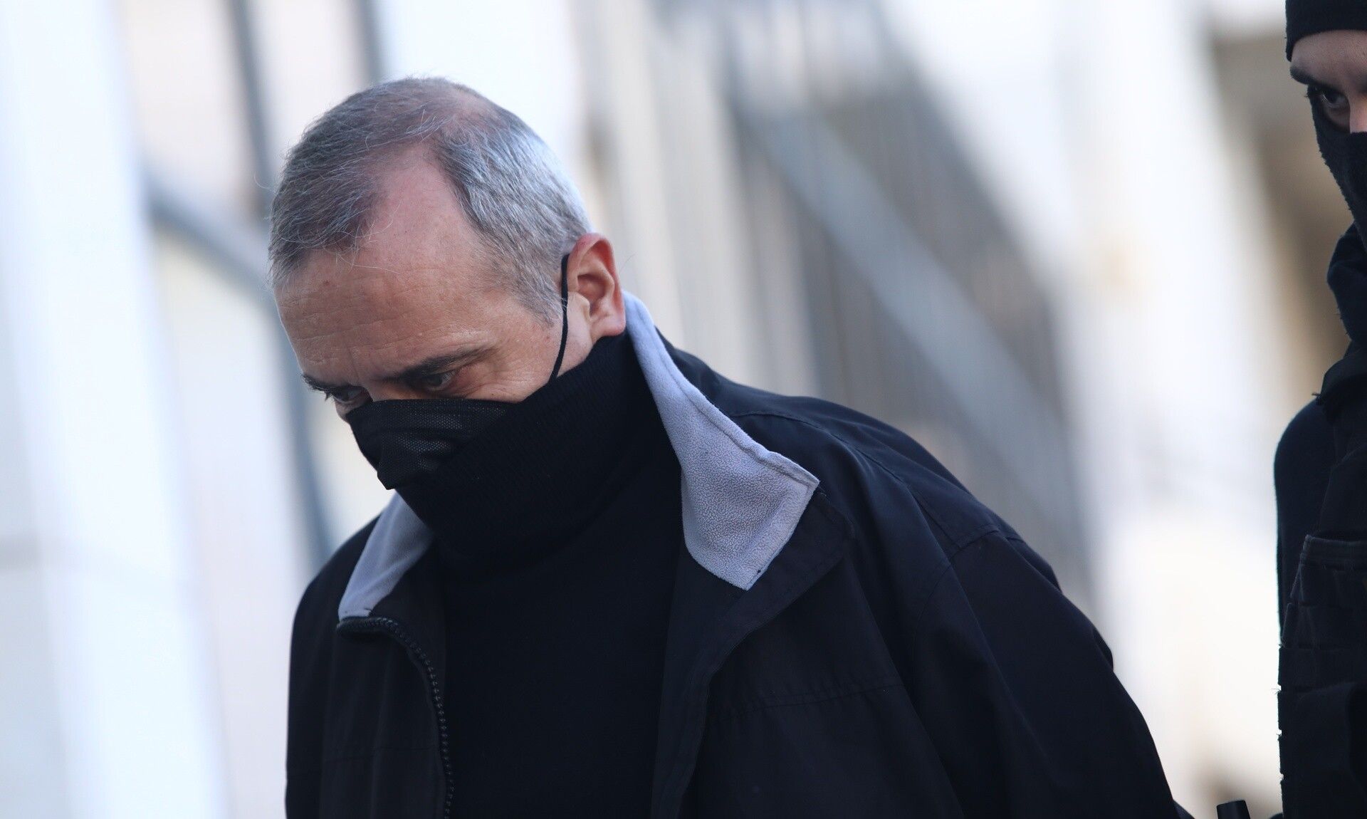 ΕΙΣΑΓΓΕΛΕΑΣ ΓΙΑ ΠΑΙΔΟΒΙΑΣΤΗ ΚΟΛΩΝΟΥ: ΚΑΝΕΝΑ ΕΛΑΦΡΥΝΤΙΚΟ ΣΤΟΝ ΜΙΧΟ ΚΑΙ ΣΤΗΝ ΜΗΤΕΡΑ